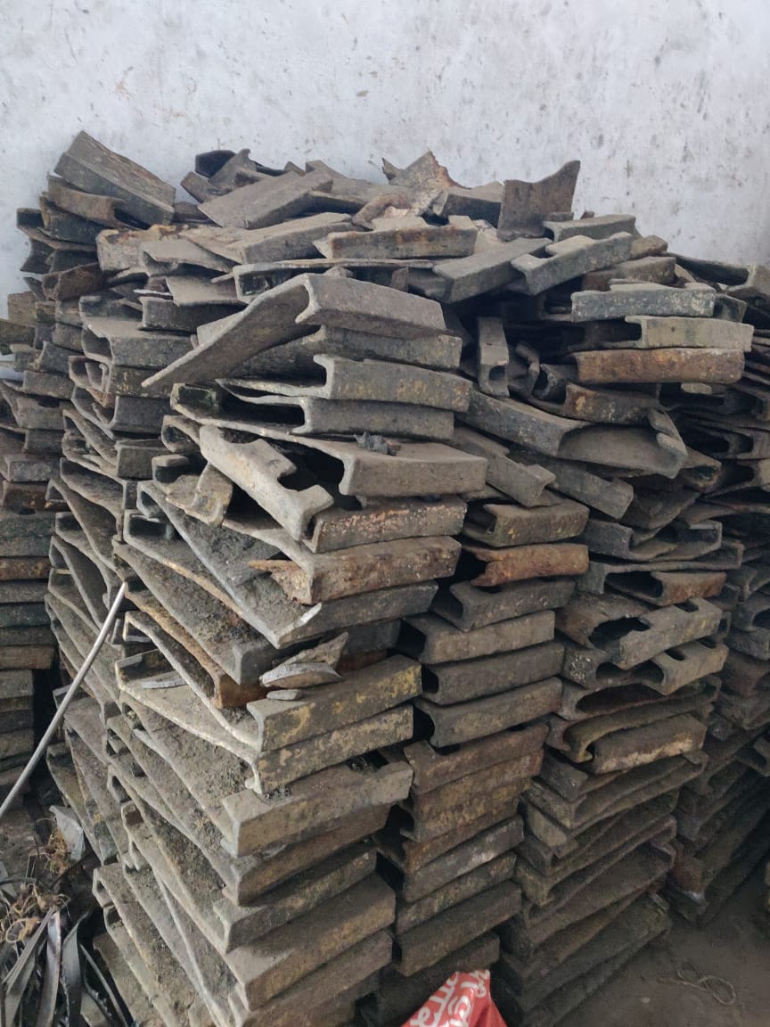 310 CASTINGS SCRAP